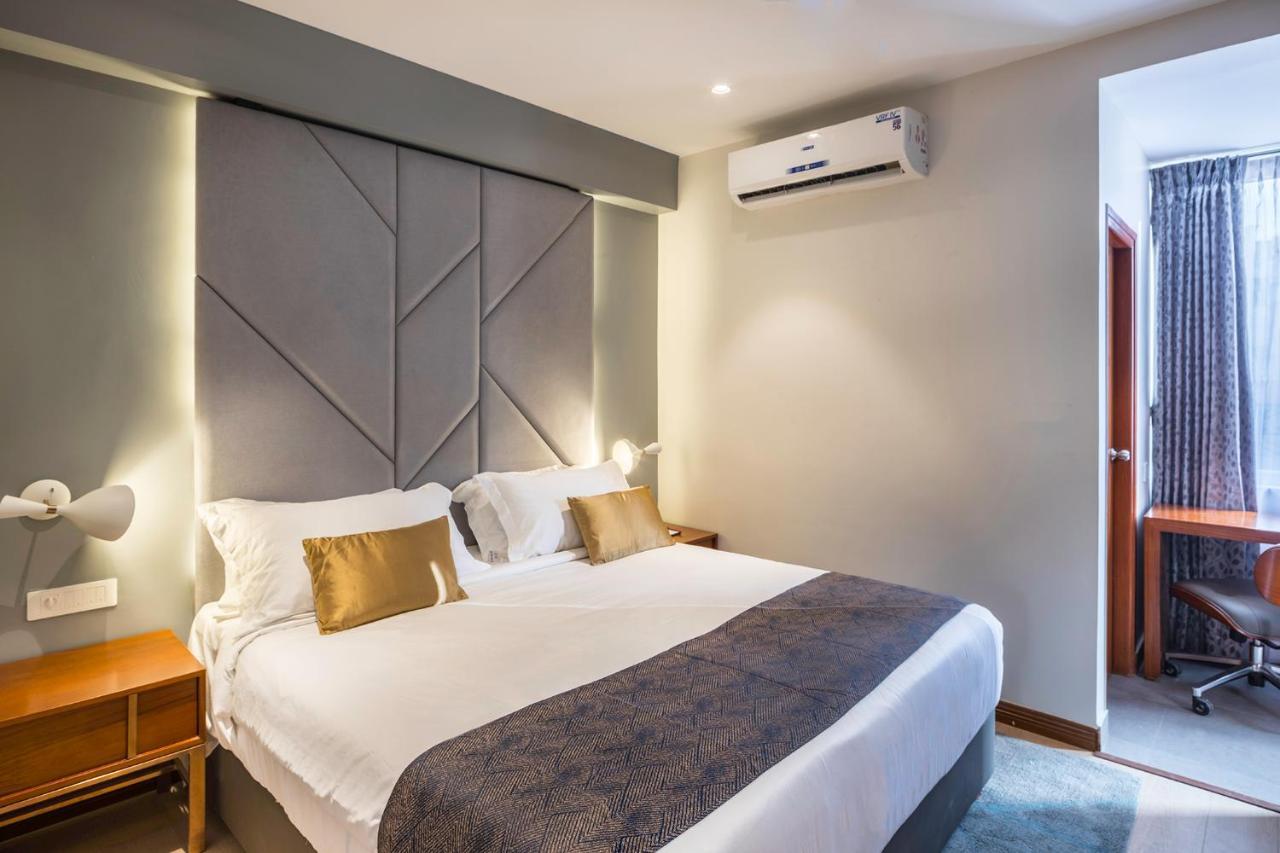 Hotel De Mandarin Bengaluru Zewnętrze zdjęcie